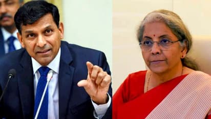 ബജറ്റിന് മുൻപ് നിർമല സീതാരാമന് ഉപദേശം നൽകി മുൻ ആർബിഐ ഗവർണർ; രാജ്യത്തിന് ആവശ്യമുള്ളത് ഇതൊക്കെയെന്ന് രഘുറാം രാജൻ