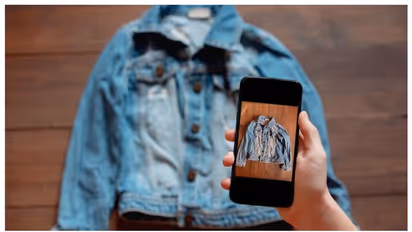 ഉപയോഗിച്ച് ഉപേക്ഷിച്ച വസ്ത്രങ്ങൾ ഓൺലൈനിൽ വിറ്റ് ലക്ഷങ്ങൾ സമ്പാദിച്ച് ഒരു യുകെക്കാരി 