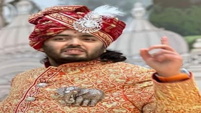 Anant Radhika Wedding: दूल्हे राजा ने शादी में दिखाई रईसी! फ्लॉन्ट किया 14 करोड़ का डायमंड ब्रोच 