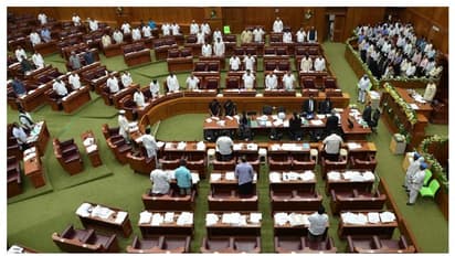 'എംഎൽഎമാർ വരുന്നതും പോകുന്നതും ഇനി എഐ ക്യാമറ നിരീക്ഷിക്കും'; പുതിയ പരീക്ഷണവുമായി കർണാടക നിയമസഭ