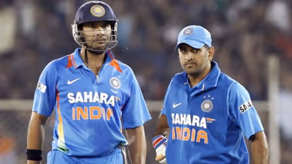 യുവരാജിന്‍റെ കരിയര്‍ നശിപ്പിച്ചു, ധോണിയോട് ഒരിക്കലും ക്ഷമിക്കില്ലെന്ന് യുവരാജിന്‍റെ പിതാവ് യോഗ്‌രാജ് സിംഗ്