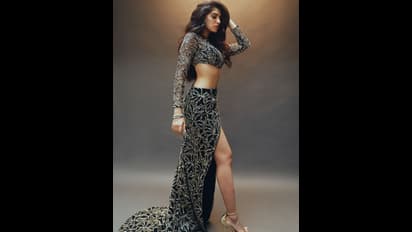 ೧೬ರಲ್ಲೇ ಹೀರೋಯಿನ್ ಆದ ನಟಿಯರು