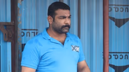 'ഒപ്പിട്ട ആ ചെക്ക് ഇപ്പോഴും കൈയിൽ'; 'അജഗജാന്തര'ത്തിന് ശേഷം എഴുതേണ്ട സിനിമ ഉപേക്ഷിക്കുന്നുവെന്ന് കിച്ചു ടെല്ലസ്