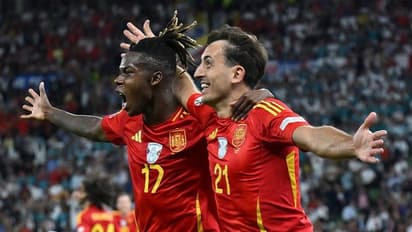 ആഹാ അര്മാദം, സ്പാനിഷ് അര്മാദം! ഇംഗ്ലണ്ടിനെ തീര്ത്ത് സ്പെയ്ന്; യൂറോപ്പിന്റെ നെറുകയില് ലാ റോജ