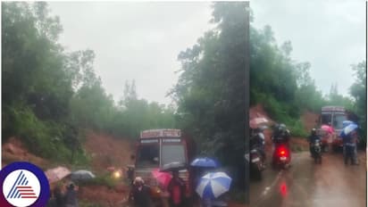ಬೆಂಗಳೂರು - ಹೊನ್ನಾವರ ಹೆದ್ದಾರಿಯಲ್ಲಿ ಗುಡ್ಡ ಕುಸಿತ; ಟ್ರಾಫಿಕ್ ಜಾಮ್‌ನಿಂದ ವಾಹನ ಸವಾರರ ಪರದಾಟ