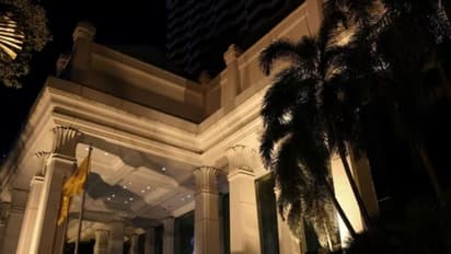 പഞ്ചനക്ഷത്ര ഹോട്ടൽമുറിയിൽ മൂന്ന് പുരുഷന്മാരുടെയും മൂന്ന് സ്ത്രീകളുടെയും മൃതദേഹം, ദുരൂഹത നീങ്ങുന്നില്ല