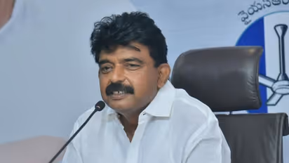 కాలక్షేపం కోసమే శ్వేతపత్రాలు.. కరెంటు ఛార్జీలు ఎప్పుడు తగ్గిస్తారు?