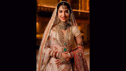 అంబానీ కొత్త కోడలు రాధిక.. అందంగా కనపడటానికి ఏం చేస్తుందో తెలుసా?