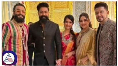 ಸೌತ್ಗೆ ರಾಧಿಕಾ ಪಂಡಿತ್ ನಾರ್ತ್ಗೆ ಮಾಧುರಿ ದೀಕ್ಷಿತ್ ಸಂತೂರ್ ಮಮ್ಮಿಗಳಾ? ಕಾಮೆಂಟ್ ಬರ್ತಿವೆ ಹೀಗಂತ!