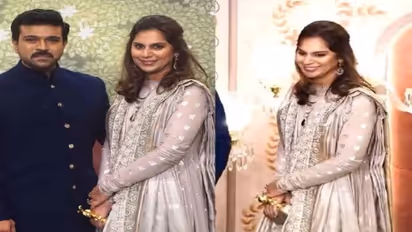 అనంత్ అంబానీ పెళ్లి లో ఉపాసన ధరించిన అవుట్ ఫిట్ కాస్ట్ ఎంతో తెలుసా?