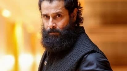 ശാന്തകുമാര്‍ക്കൊപ്പം ചിയാൻ 63, വിക്രം ചിത്രത്തിന്റെ അപ്‍ഡേറ്റ് പുറത്ത്