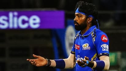 ಐಪಿಎಲ್ ಹರಾಜಿಗೂ ಮುನ್ನ ಮುಂಬೈ  ಇಂಡಿಯನ್ಸ್‌ ರೋಹಿತ್ vs ಪಾಂಡ್ಯ ಇಬ್ಬರಲ್ಲಿ ಯಾರನ್ನು ಉಳಿಸಿಕೊಳ್ಳುತ್ತೆ?