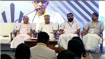 'അവിശ്രമം എന്ന പദത്തിന് പര്യായമായ ജീവിതം, ജനത്തെ സ്പര്ശിച്ച നേതാവ്': ഉമ്മൻ ചാണ്ടിയെ പ്രകീര്ത്തിച്ച് പിണറായി