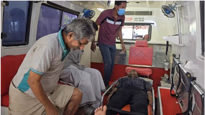 ഉത്സവത്തിനിടെ സംഘർഷം; പ്രതികാരം തീര്ക്കാനെത്തി ഒരു സംഘം, യുവാവിനെ ബൈക്ക് ഇടിച്ചുവീഴ്ത്തി കൊല്ലാൻ ശ്രമം