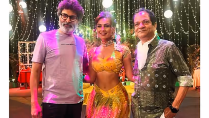 'ఉషాపరిణయం' ఐటెం సాంగ్ కి త్రివిక్రమ్ ఫిదా..గాల్లో తేలిపోతున్న హీరోయిన్