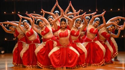 ദൃശ്യവിരുന്നൊരുക്കി 'ശൈല നന്ദിനി..'; ഹൊറർ ത്രില്ലർ 'ചിത്തിനി'യിലെ ​​ഗാനം എത്തി