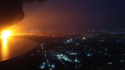 യെമൻ തുറമുഖത്ത് ഇസ്രയേലിന്റെ വ്യോമാക്രമണം; എണ്ണ സംഭരണ കേന്ദ്രങ്ങൾ കത്തുന്നു