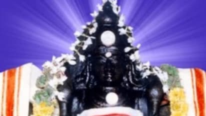 சந்திர தோஷம்; தண்ணியில கண்டமா? மனக்குழப்பம் தீர என்ன பரிகாரம் செய்யலாம்?