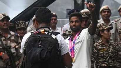 இலங்கை சென்றடைந்த இந்திய அணி வீரர்கள் – தலைமை பயிற்சியாளராக பணியை தொடங்கும் கவுதம் காம்பீர்!