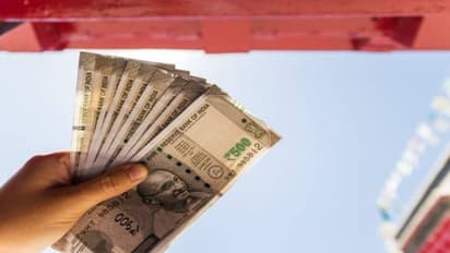 PM Mudra Yojana Loan: முத்ரா கடன் யாருக்கெல்லாம் எவ்வளவு கிடைக்கும்? முழு விவரம்! 