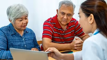 Atal Vayo Abhyuday Yojana | மூத்த குடிமக்களுக்கு ஆதரவுக்கரம் நீட்டும் மத்திய அரசு திட்டம்! 