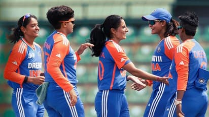 ఆసియా క‌ప్ 2024 సెమీ ఫైనల్ లో టీమిండియా సూప‌ర్ బౌలింగ్.. వికెట్లు ఎగిరిపడ్డాయి