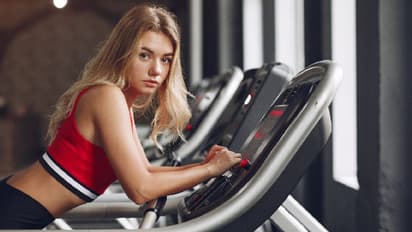 Gym के सिंपल हैक से 48KG वेटलॉस, गजब है ब्रिटिश लड़की का ट्रेडमील Weight loss फॉर्मुला 