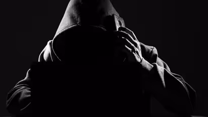 'ദേശ സുരക്ഷയെ വരെ ബാധിച്ചു, അശ്ലീല സന്ദേശമയച്ചു', 5 ദിവസത്തെ 'ഡിജിറ്റൽ അറസ്റ്റിൽ' 74കാരന് നഷ്ടമായത് 97 ലക്ഷം