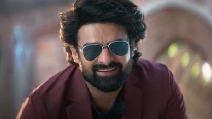 Raja Saab Glimpse: `ది రాజాసాబ్` గ్లింప్స్ అదిరింది.. రిలీజ్ డేట్ ఫైనల్.. ప్రభాస్ కెరీర్లో ఫస్ట్ టైమ్