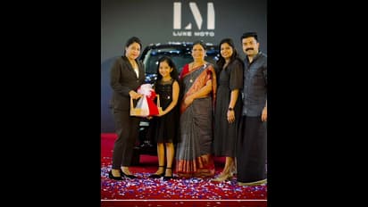 9 வயதில்... பல லட்சம் மதிப்புள்ள கார் வாங்கிய 'அரண்மனை 4' பட குழந்தை நட்சத்திரம்! குவியும் வாழ்த்து!