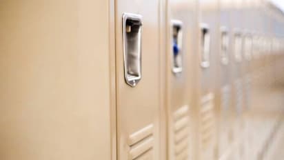 ചൈനയിൽ ചിതാഭസ്മം ലോക്കറിൽ സൂക്ഷിക്കാൻ യുവതിയുടെ പോസ്റ്റ്, ശവസംസ്കാര ചെലവ് വർദ്ധിക്കുന്നത് കാരണം