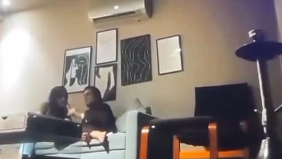 ಚಾನ್ಸ್ ಕೇಳಿ ಬಂದ ಯುವತಿ ಜೊತೆ ನಿರ್ದೇಶಕನ ಮಂಚದಾಟ, ಪಾಠ ಕಲಿಸಲು ವಿಡಿಯೋ ಬಿಡುಗಡೆ!