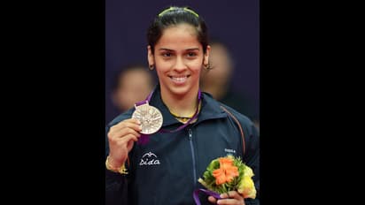 Saina Nehwal Retirement: மூட்டுவலியால் அவதி – சாய்னா நேவால் விரைவில் ஓய்வு பெறலாம்!