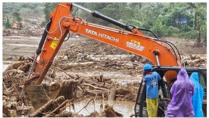 ഇവിടെ നിന്നാണ് 38 മൃതദേഹങ്ങള്‍ കണ്ടെടുത്തത്; തീരാനോവായി ചൂരൽമല വില്ലേജ് റോഡ്