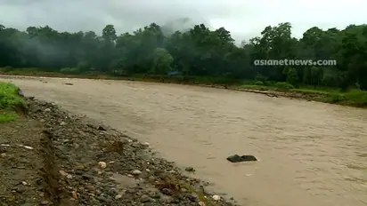 വയനാട് ദുരന്തം: കാണാതായവരെ കണ്ടെത്താൻ സഹായം തേടി പൊലീസ്; അടിയന്തരമായി മുങ്ങൽ വിദഗ്ദ്ധരുടെ സേവനം വേണം