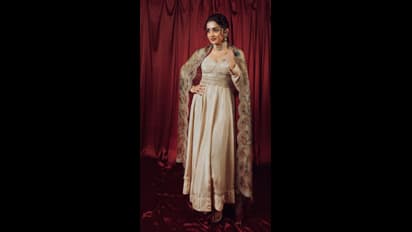 வில்லங்கமான இயக்குனரின் படத்தில் வில்லியாக நடிக்கும் திரிஷா... அதுவும் யாருக்கு ஜோடி தெரியுமா?