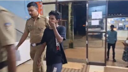 കൂട്ട് പ്രായപൂര്ത്തിയാകാത്ത കുട്ടികൾ, പെരുമ്പാവൂര് കെഎസ്ആര്ടിസി സ്റ്റാൻഡിൽ ബൈക്ക് മോഷ്ടിച്ച 19കാരൻ പിടിയിൽ