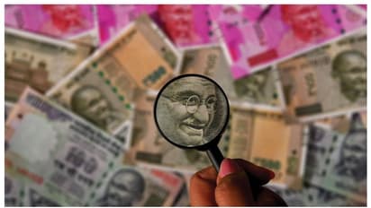 'എന്തു കൊണ്ടാണ് ഓരോ നോട്ടിലും ഗാന്ധിജി ചിരിക്കുന്നത്?' മുഴുവന്‍ മാര്‍ക്കും നേടിയ കുട്ടിയുടെ ഉത്തരം വൈറല്‍ 