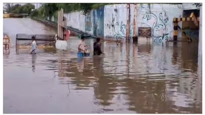 ഹിമാചൽ പ്രദേശിലെ ഉരുൾപൊട്ടലിൽ 8 മരണം; മണ്ണിൽ പുതഞ്ഞവരെ കണ്ടെത്താൻ ശ്രമം തുടരുന്നു; ഉത്തരാഖണ്ഡിലും ദുരിതം