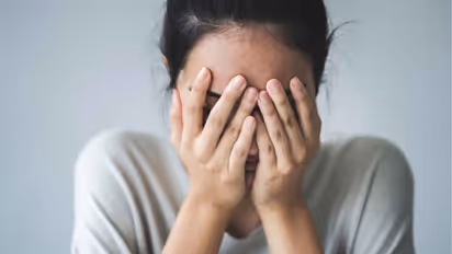 ഉത്കണ്ഠ കുറയ്ക്കാന്‍ ഡയറ്റില്‍ ഉള്‍പ്പെടുത്താം ഈ അഞ്ച് ഭക്ഷണങ്ങള്‍