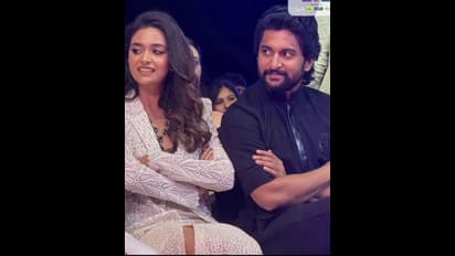 ஆத்தி... பிலிம் ஃபேர் நிகழ்ச்சிக்கு கீர்த்தி சுரேஷ் அணிந்து வந்த உடை இத்தனை லட்சமா? ஷாக் ஆகிடாதீங்க !