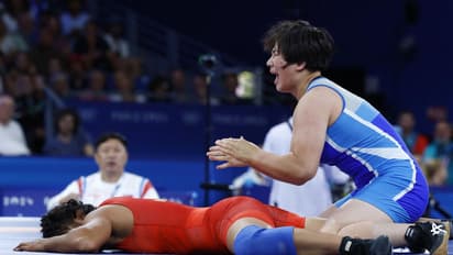 கையில் காயம் – வலியோடு விளையாடி தோல்வி அடைந்த மல்யுத்த வீராங்கனை நிஷா தஹியா – கண்ணீர்விட்டு அழுத காட்சி!