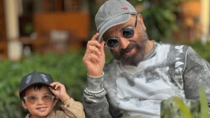 കുട്ടിക്കൊപ്പം കുസൃതിയുമായി കമല്‍ഹാസൻ, ക്യൂട്ട് ഫോട്ടോ ഹിറ്റ്