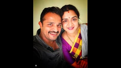 Vijay Raghavendra: ನನ್ನ ಬೆಳಕಾಗು ಎನ್ನುತ್ತಲೇ ಪ್ರೀತಿಯ ಮಡದಿಗೆ ವೆಡ್ಡಿಂಗ್ ಆನಿವರ್ಸರಿ ವಿಶ್ ಮಾಡಿದ ವಿಜಯ್ ರಾಘವೇಂದ್ರ