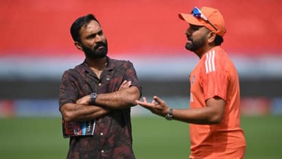 വിരമിക്കൽ തീരുമാനം പിന്വലിച്ച് ക്രിക്കറ്റിൽ തിരിച്ചെത്തി ദിനേശ് കാർത്തിക്; ദക്ഷിണാഫ്രിക്കൻ ടി20 ലീഗിലേക്ക്