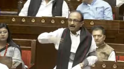 VAIKO : தோள்பட்டை எலும்பு முறிந்த கட்டோடு நாடாளுமன்றம் வந்த வைகோ.! மீனவர்களை மீட்க ஆவேச உரை