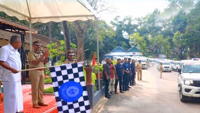 55 ബൊലേറോ, 2 ജിമ്നി, യൂണികോണും പൾസറും അടക്കം 55 ബൈക്കുകൾ, ഫ്ലാഗ് ഓഫ് ചെയ്ത് മുഖ്യമന്ത്രി, ഇനി പൊലീസ് സേനയിൽ