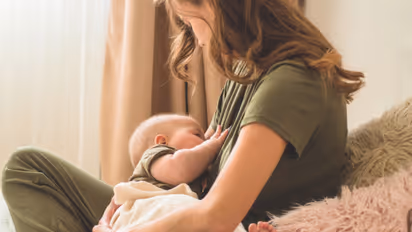 Health Tips: മുലപ്പാൽ വര്ധിപ്പിക്കാന് സഹായിക്കുന്ന ഭക്ഷണങ്ങള്