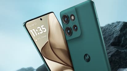 മിലിട്ടറി ഗ്രേഡ് സർട്ടിഫിക്കറ്റുള്ള ഏറ്റവും കനംകുറഞ്ഞ സ്മാര്ട്ട്ഫോണ്; മോട്ടോറോള എഡ്ജ് 50 ഓഫറോടെ ലഭ്യം