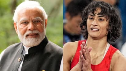 'ವಿನೇಶ್ ನೀವು ಎಲ್ಲರಿಗೂ ಚಾಂಪಿಯನ್..' ಚಿನ್ನದ ಪದಕದ ಪಂದ್ಯದಿಂದ ಅನರ್ಹಗೊಂಡ ಬೆನ್ನಲ್ಲೇ ಮೋದಿ ಟ್ವೀಟ್!